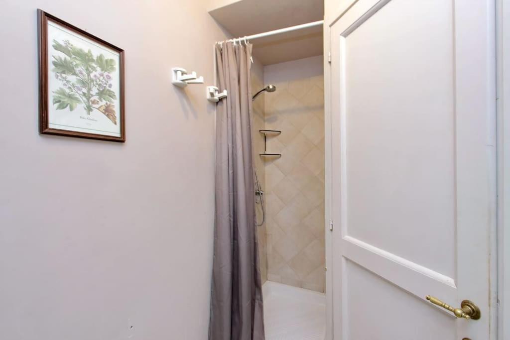 Navona Elegant Two Bedroom Apartment Rome Exterior photo
